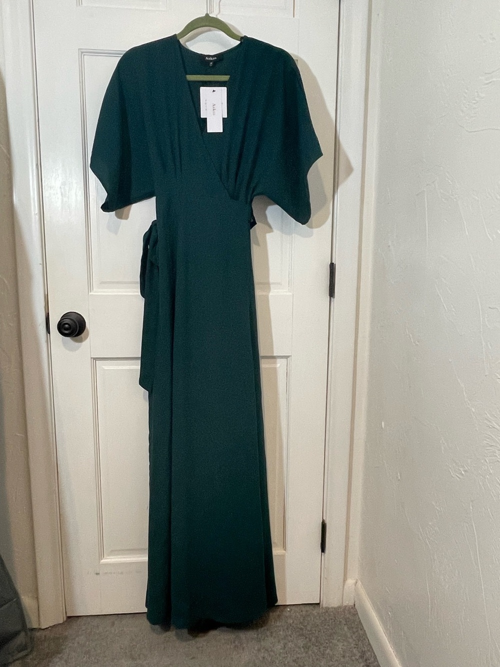 NWT Emerald Green Wrap Maxi Dress wedding guest size M